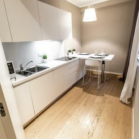 Rialto Canal View Deluxe R&r Apartment